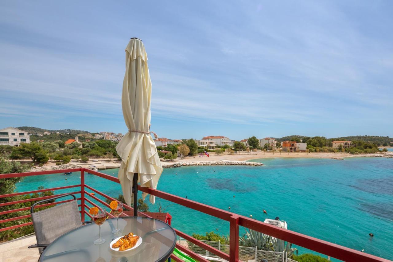Apartments Villa Zrinka - Last Season Ever! Rogoznica Kültér fotó